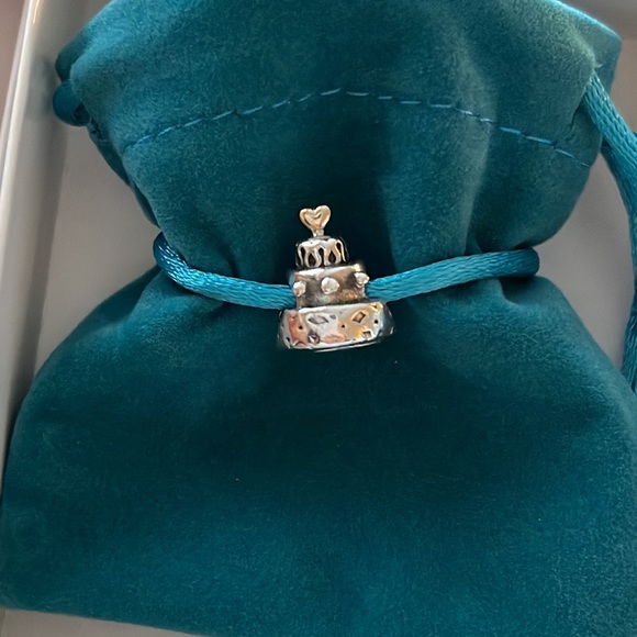 Pandora Jewelry - Pandora WEDDING CAKE charm